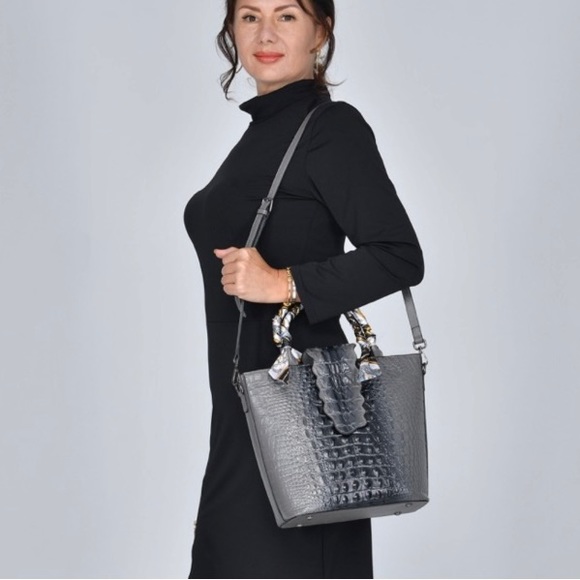 NEW Genuine Leather Gray Embossed Crocodile Tote Bag with Shoulder Strap - Picture 2 of 7